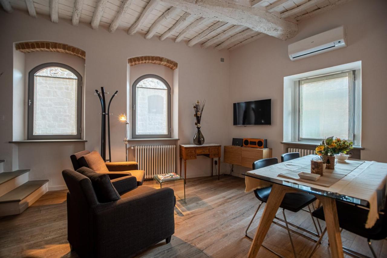 old medieval apartment San Donato in Poggio Buitenkant foto