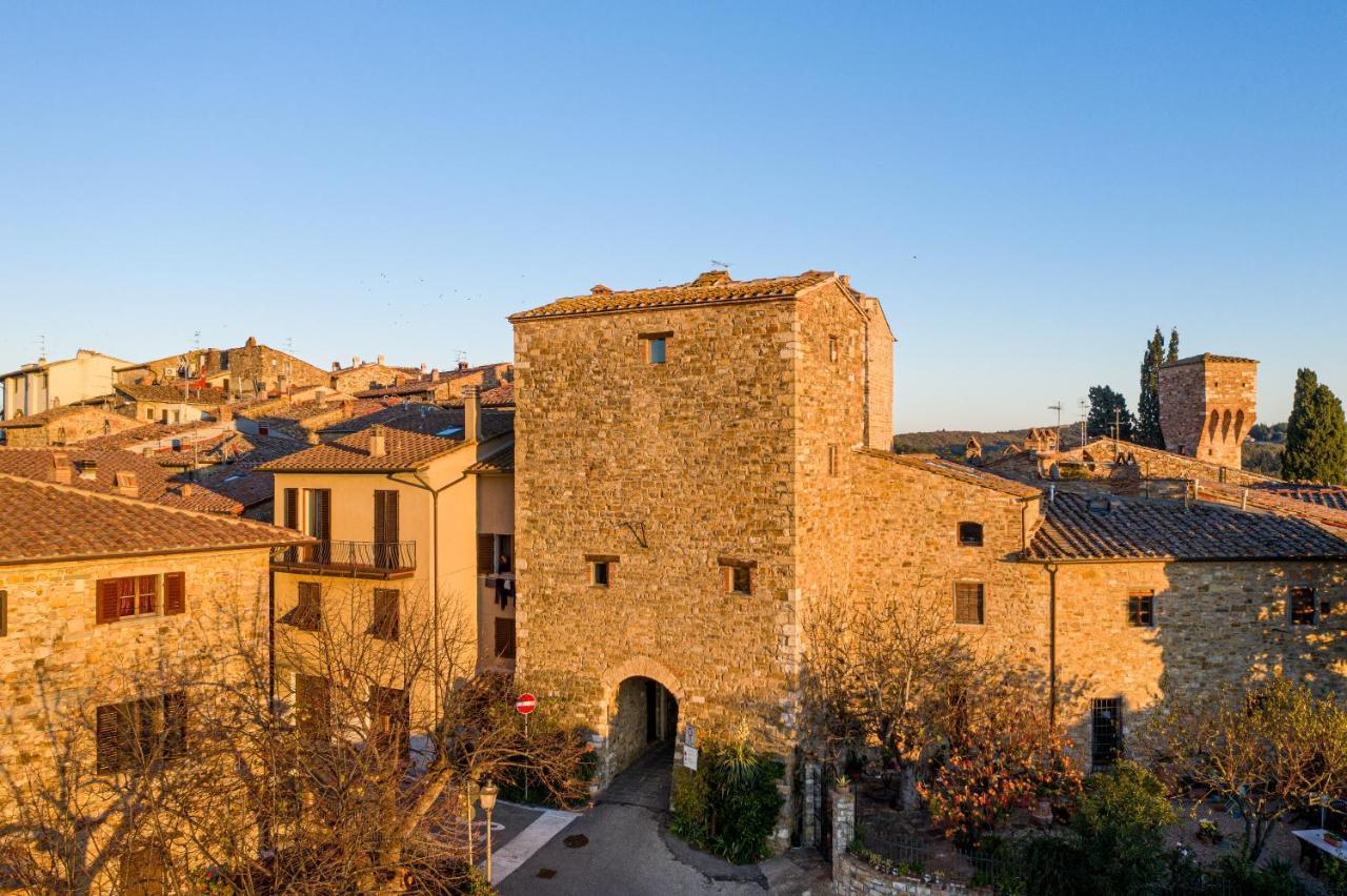 old medieval apartment San Donato in Poggio Buitenkant foto